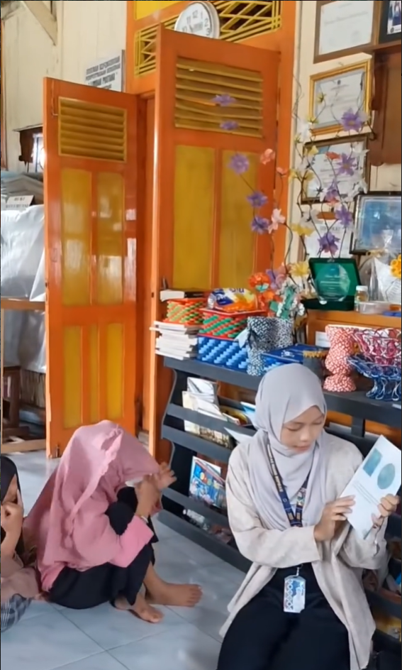 Limbah Pustaka dan Ruang Inspirasi Gelar 'Sepekan Literasi Ramadhan' di Desa Muntang